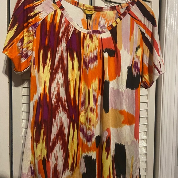 NWT Colorful SoCa by St. John blouse size medium and 100% silk - Picture 1 of 12